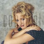 06-10-1994 Guusje Nederhorst at studio in Amsterdam, October 06, 1994.

[keywords]Posed, Eyecontact[/keywords]